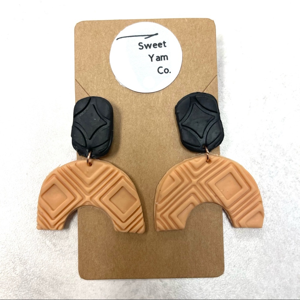 Handmade Clay Earrings 💕✨🌔